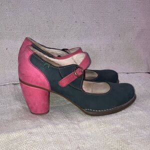 El Naturalista Spanish leather Pink and Black Heeled Mary Janes size eur 39